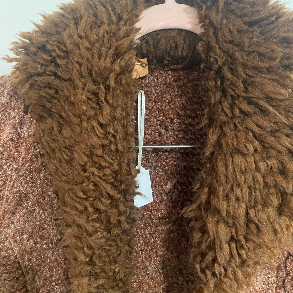 Wool sweater - Picture 2 of 6